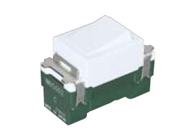 パナソニック】埋込[充電用]USBコンセント 1ポート(2.4A